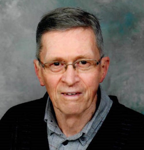 photo of Professor Emeritus Bruce Simpson