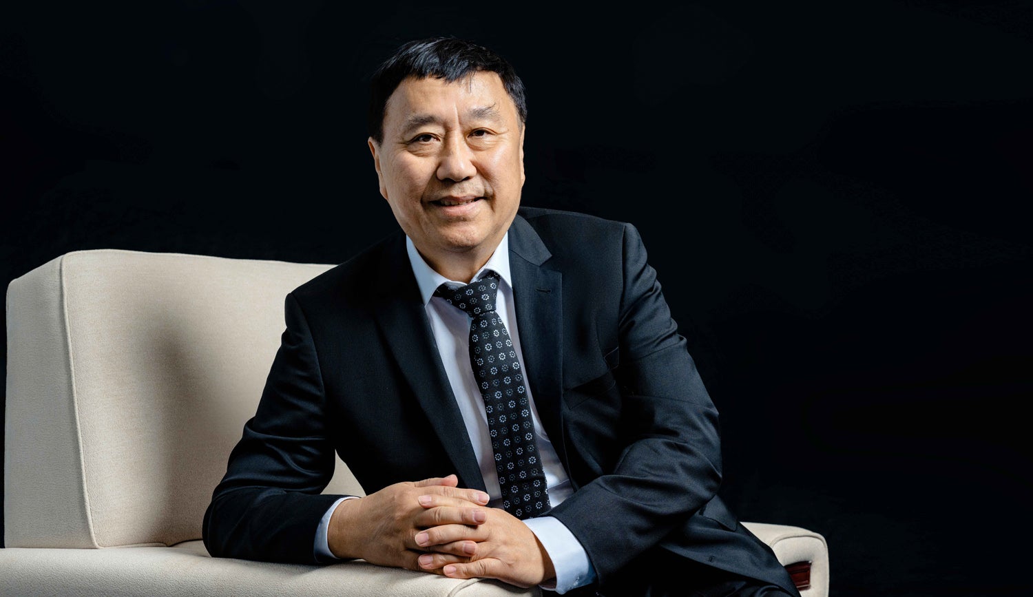 photo of University Professor Ming Li