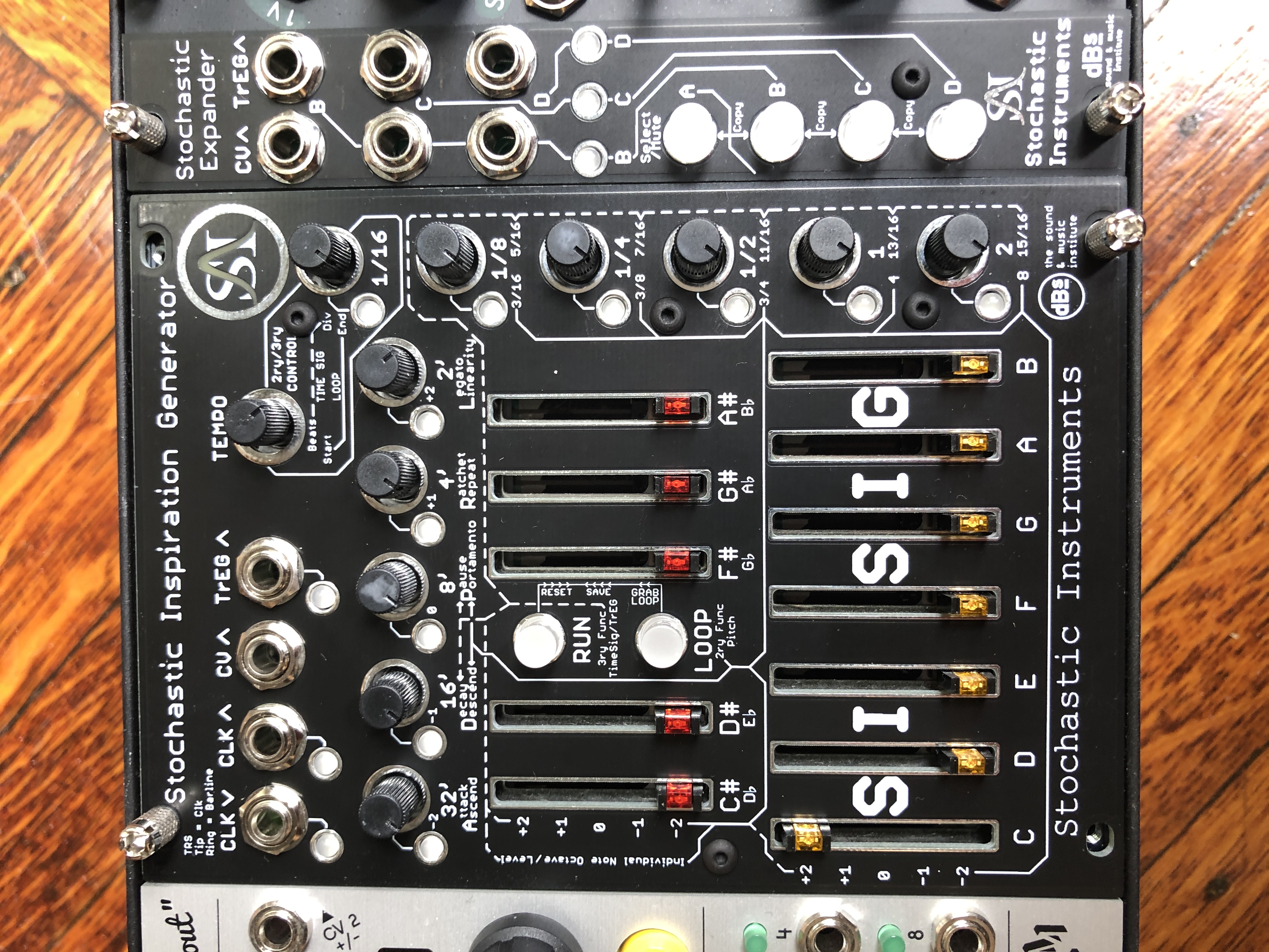 LYRA-8 Organismic Synth (for soundscapes, FXs, pads, complex textures) -  #997 by Castor - Other Gear - Elektronauts
